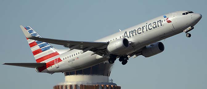 American Boeing 737-823 N922NN, Phoenix Sky Harbor, December 31, 2015